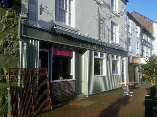 Bells Cafe