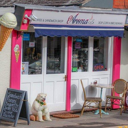 AROMA Coffee & Sandwich Shop