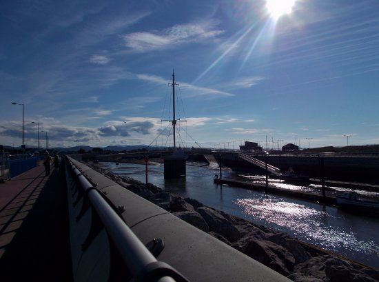 Pont-y-Ddraig Harbour Bridge