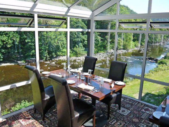 Riverside Restaurant & Bistro Bar