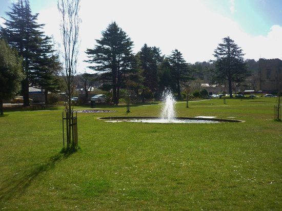 Queens Gardens